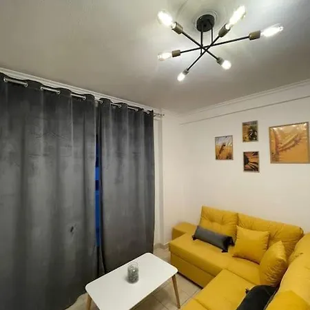 Yellow Apartamento Durrës